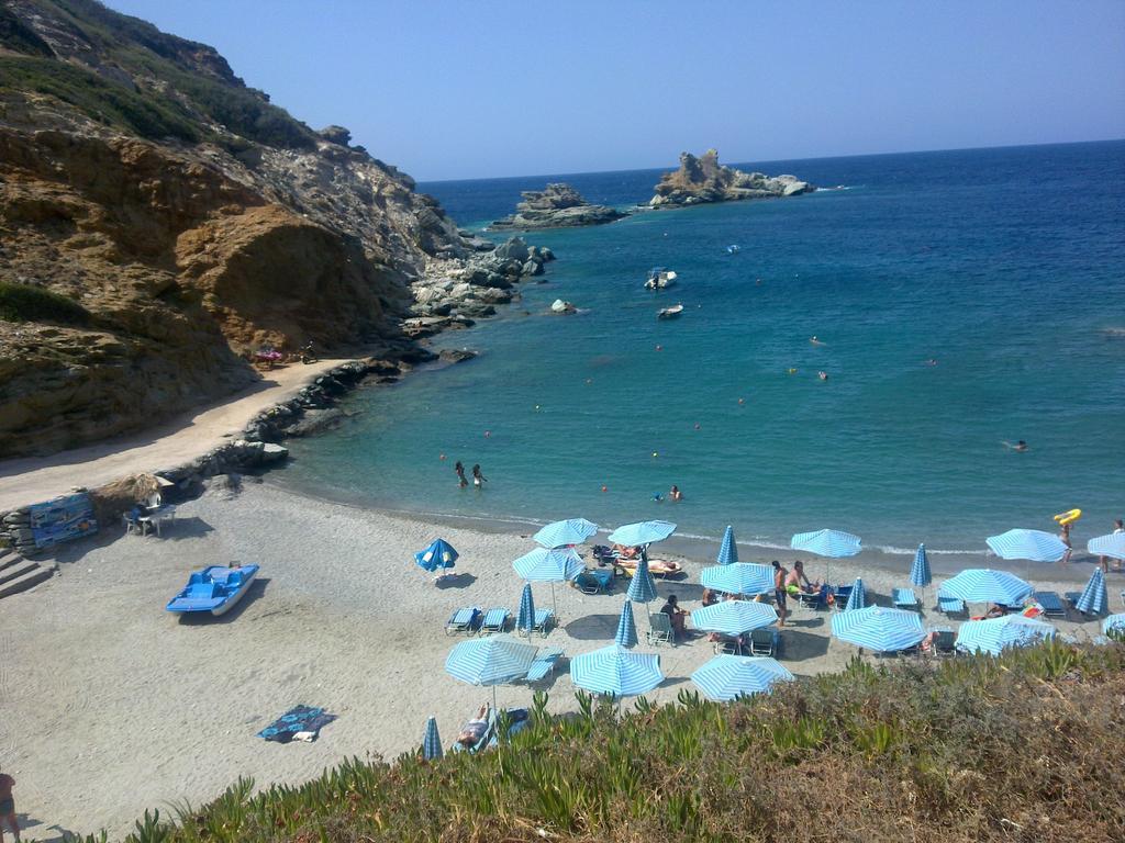 Mades Magic Place Agia Pelagia  Luaran gambar