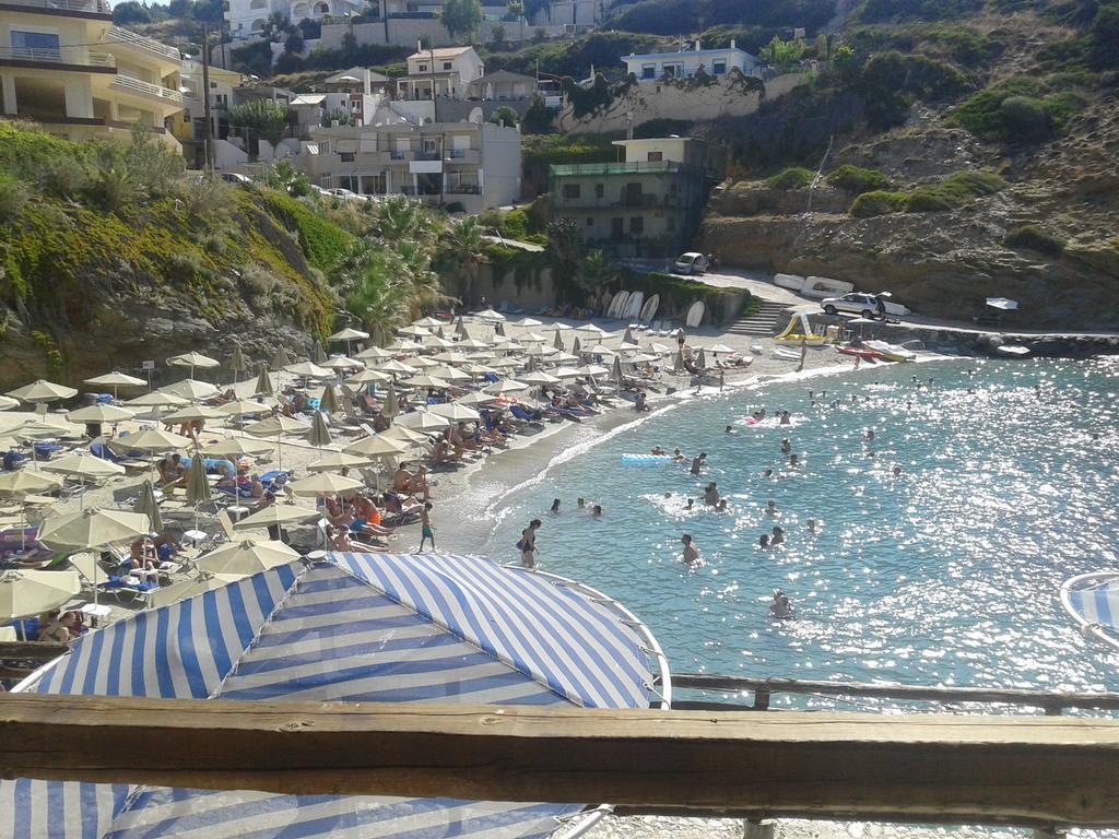 Mades Magic Place Agia Pelagia  Luaran gambar