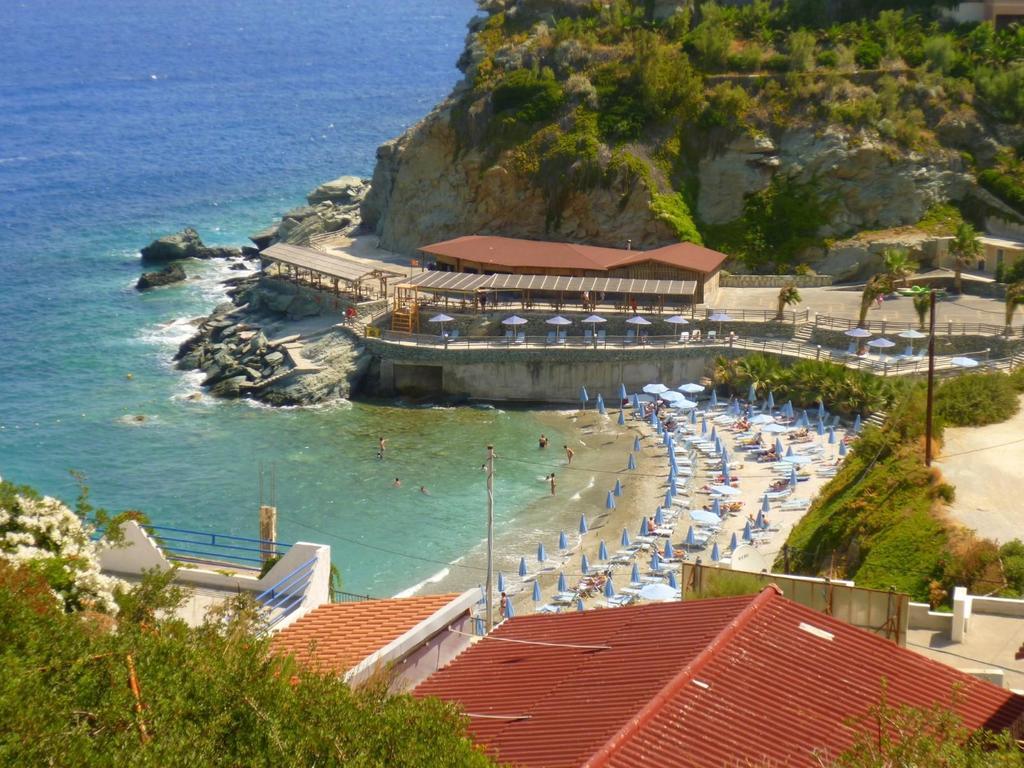 Mades Magic Place Agia Pelagia  Luaran gambar